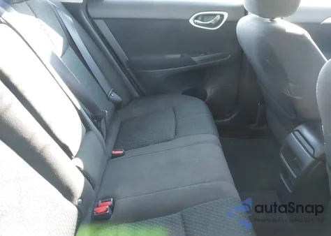 2014 Nissan Sentra Sr z USA, uszkodzony, nr VIN 3N1AB7AP9EY283324